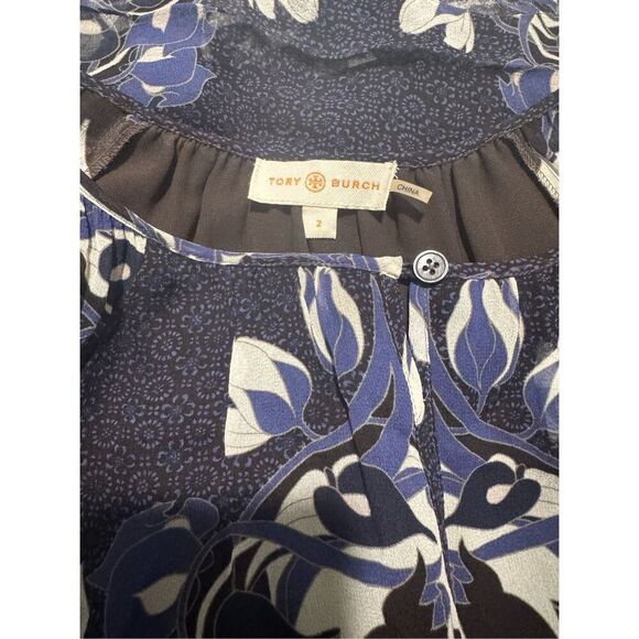 Tory Burch Lisa floral medallion  print 100% silk blouse 2 - Picture 3 of 8